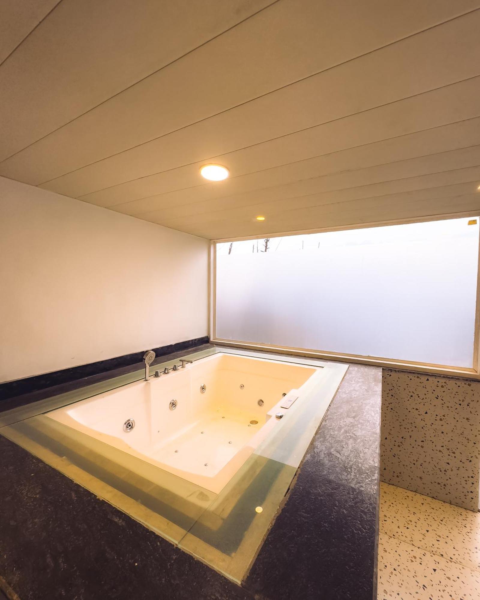 Hotel Infinity Sky Glamps à Manāli Extérieur photo